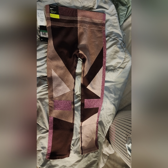 Nike leggings bnwt - Picture 2 of 7